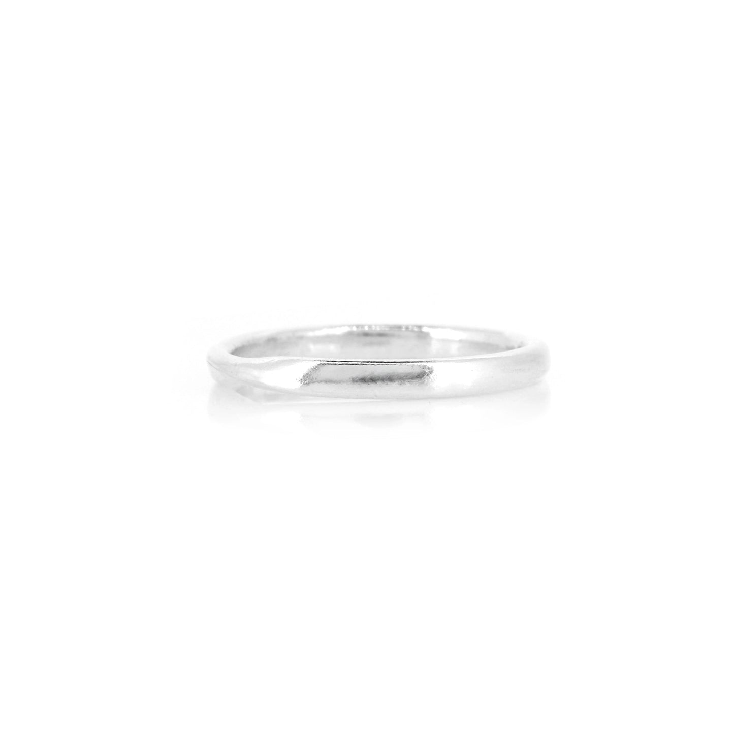 Mobius Twist Light Weight Band Ring - Sterling Silver - Size N