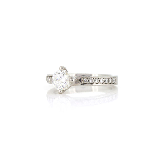Pre-Owned - Diamond Solitaire Ring with Diamond Shoulders