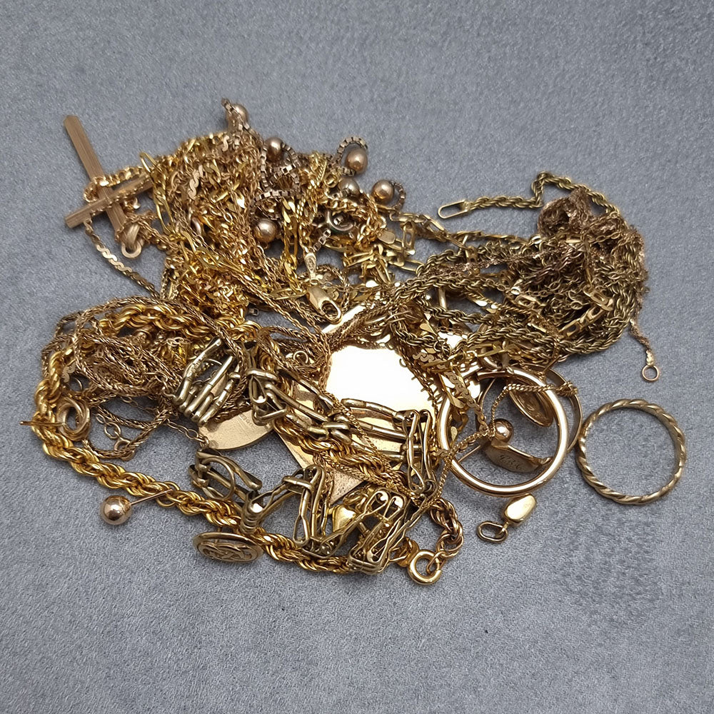 Our customers recycled Gold used to custom make the 9ct Yellow Gold Russian Bangle. Bespoke design and made at Golden Snowdrop the jewellers in Shaftesbury, near Templecombe. 