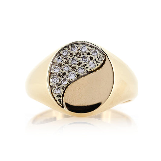 Pre-Owned - Diamond Pave Signet Ring 9ct Gold
