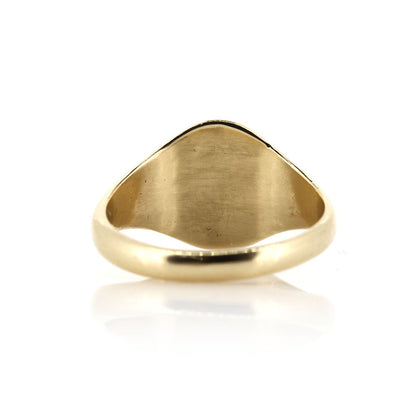 Pre-Owned - Gold Oval Signet Ring Rings