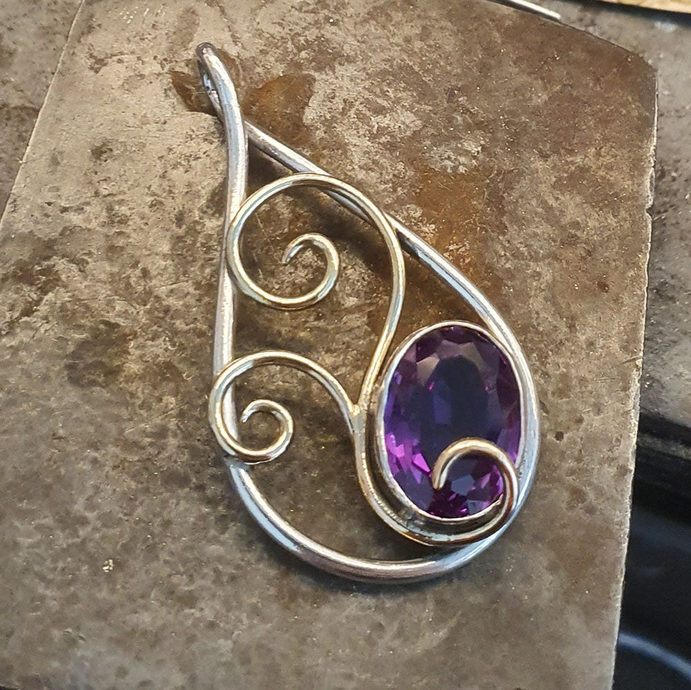 Besopke Synthetic Alexandrite 9ct Yellow Gold and Silver Pendant.
Handmade and remodelled from our Customers gold at Golden Snowdrop the jewellers in Shaftesbury, near Tisbury. 