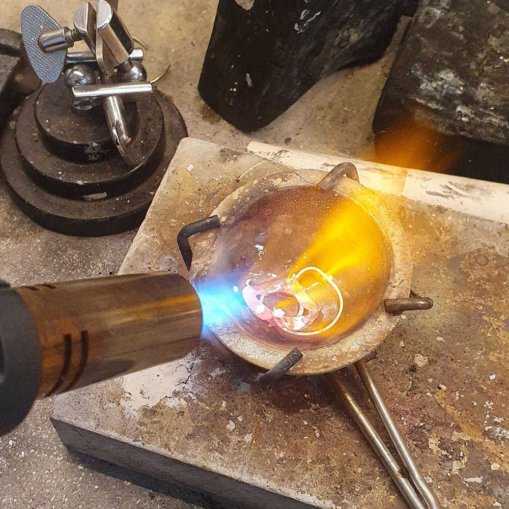 Bespoke Synthetic Alexandrite 9ct Yellow Gold and Silver Pendant.
Handmade and remodelled from our Customers gold that we melted down at Golden Snowdrop the jewellers in Shaftesbury, near Gillingham. 