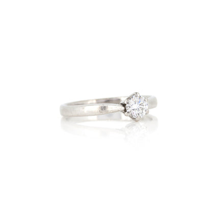 18ct White Gold Diamond Solitaire Ring - Pre-Owned