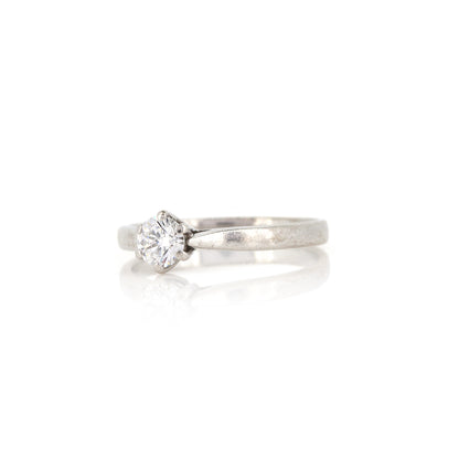 18ct White Gold Diamond Solitaire Ring - Pre-Owned