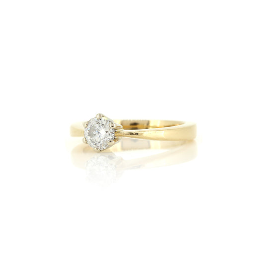 18ct Yellow Gold Diamond Solitaire Ring - Pre-Owned