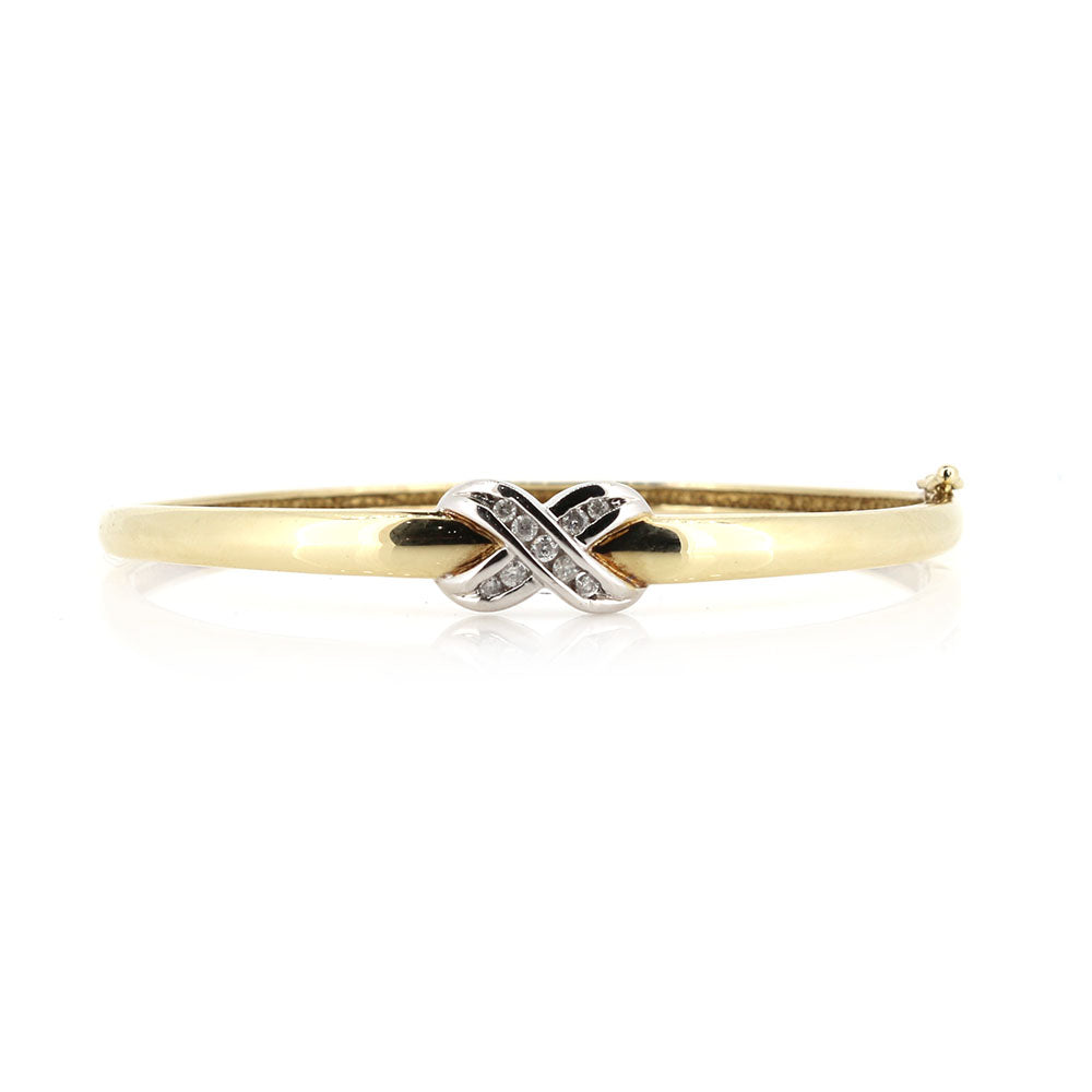 Pre-Owned - Diamond 'Kiss' Gold Bangle Bangles