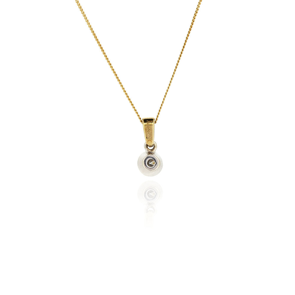 Pre-Owned - Diamond Solitaire Pendant & Chain