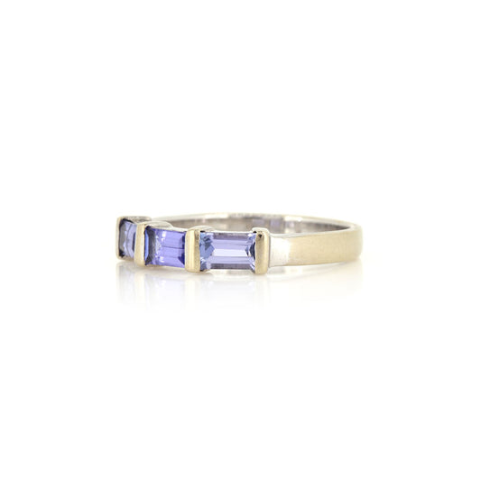 Pre-Owned - Tanzanite Ring