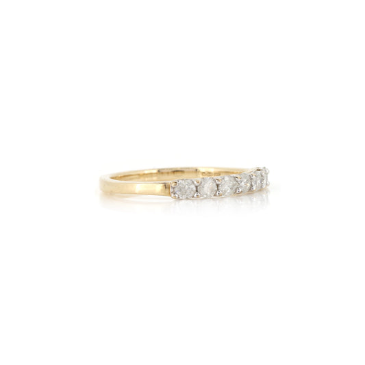 9ct Yellow Gold 7 Diamond Ring - Pre-Owned